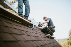 Local Roofers in Navy Ships, PA